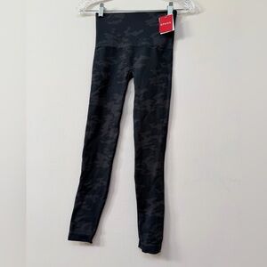 SPANX Girls Black Camo High-Waist Leggings new